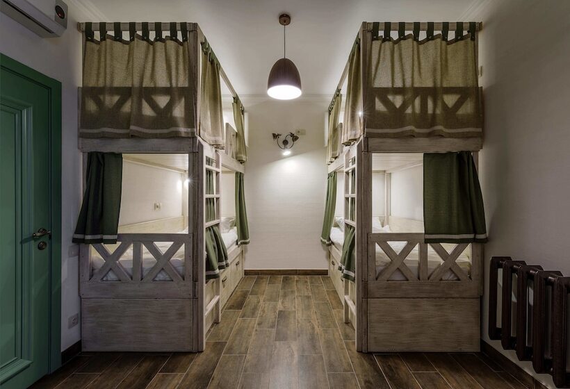 Bon Son Hotel & Hostel