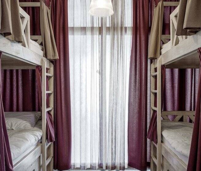 Bon Son Hotel & Hostel