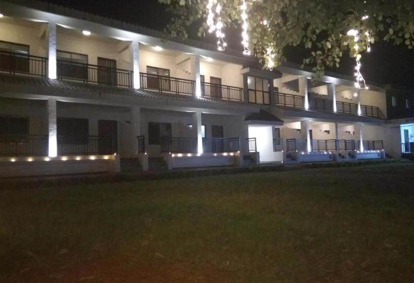 אתר נופש Cocos Inn