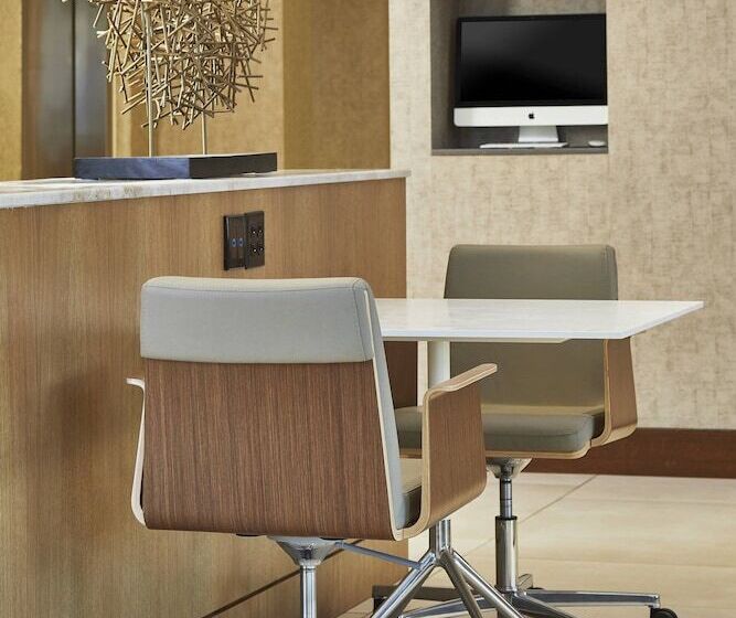 Ac Hotel By Marriott Atlanta Airport Gateway