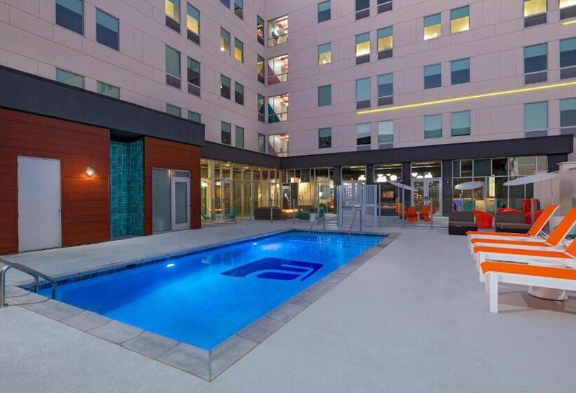 فندق Aloft Waco Downtown