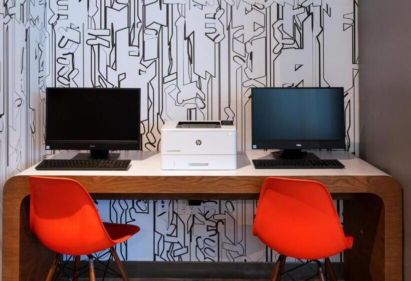 فندق Aloft Waco Downtown