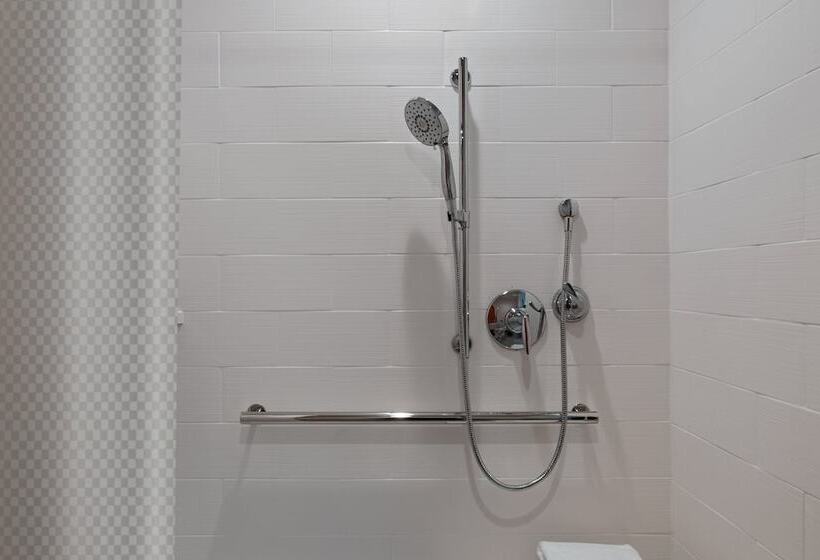 فندق Aloft Waco Downtown