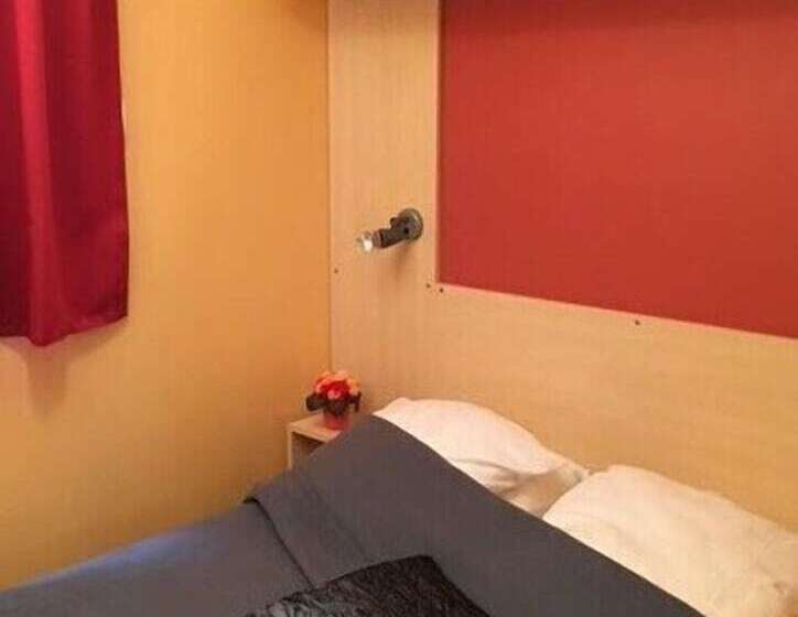 هتل Camping Le Ranch