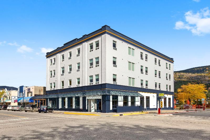 Crown Columbia Hotel; Bw Premier Collection