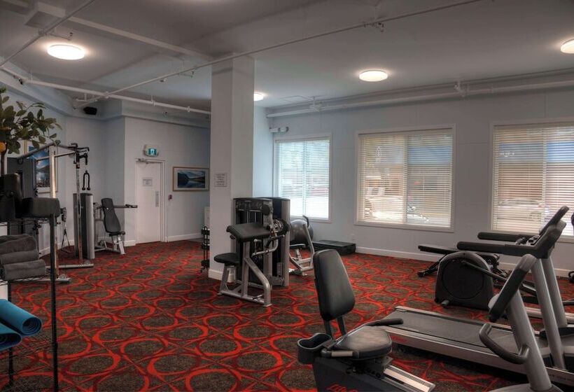 Crown Columbia Hotel; Bw Premier Collection