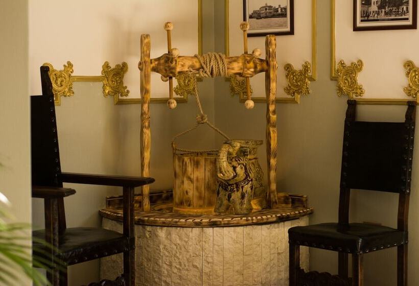 فندق Epidamn Boutique & Spa