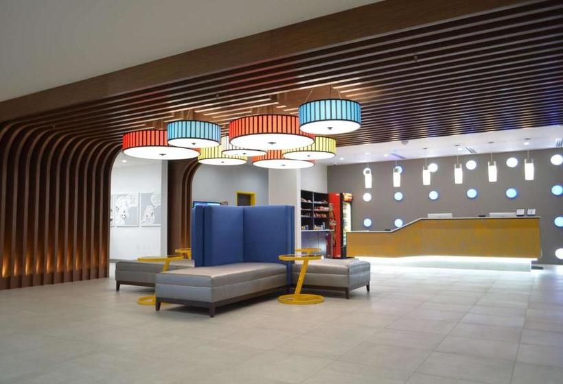 בית מלון כפרי Glō Best Western Tulsa Catoosa East Route 66