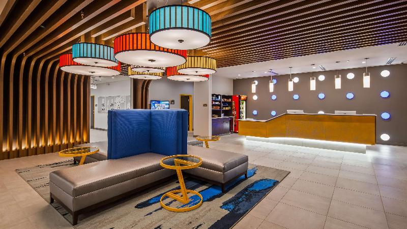 בית מלון כפרי Glō Best Western Tulsa Catoosa East Route 66