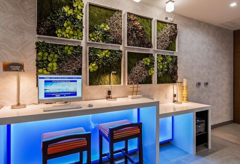 בית מלון כפרי Glō Best Western Tulsa Catoosa East Route 66