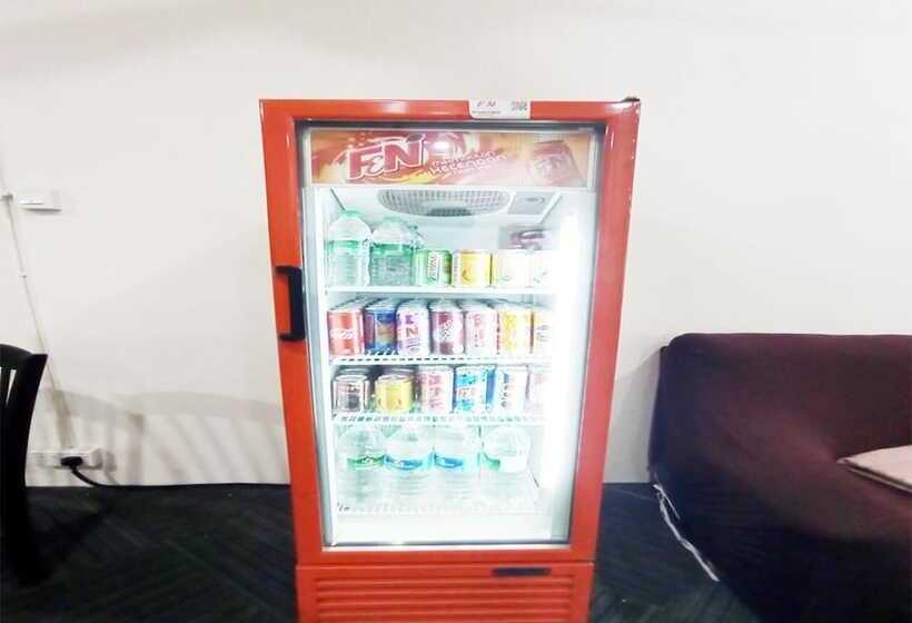 בית מלון כפרי Mn Ferringhi Inn