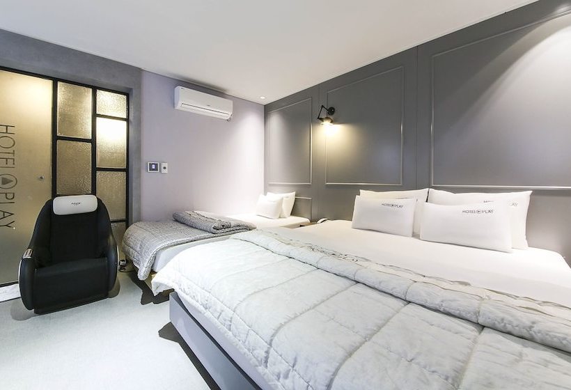 호텔 Changwon Play