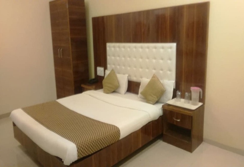 فندق Shri Krishna