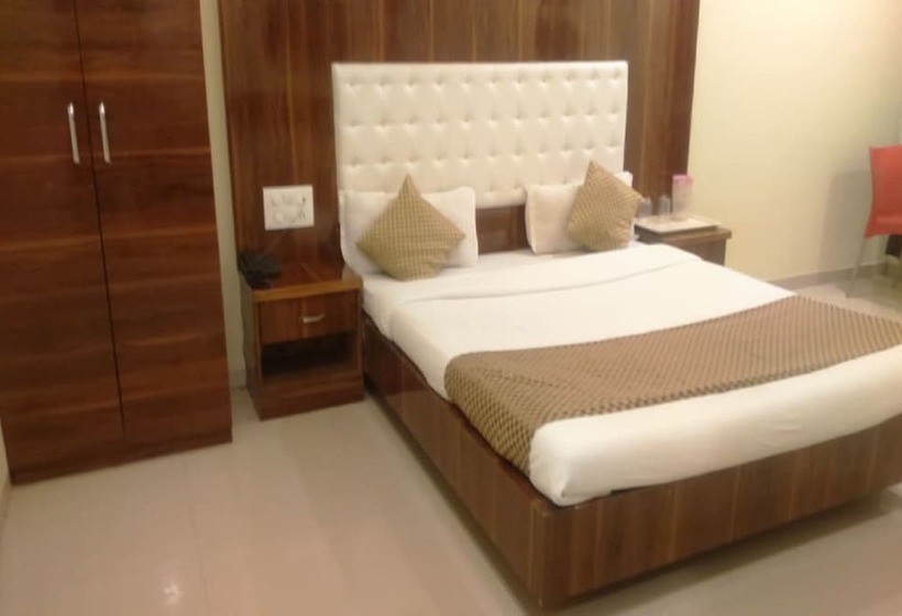 فندق Shri Krishna