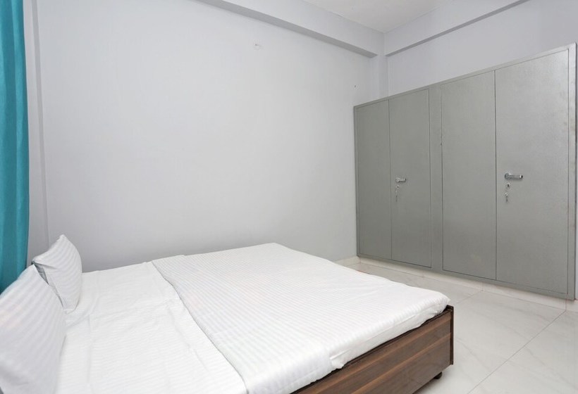 ホテル Spot On 37815 Stay N Style