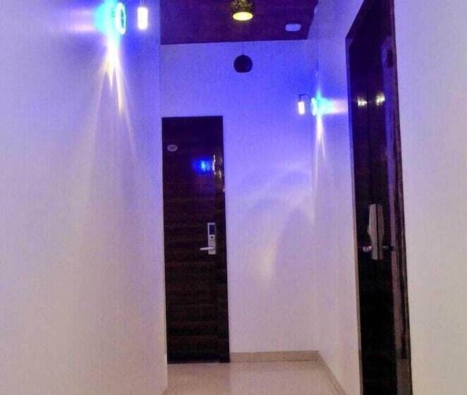 هتل Aralia International Airport, Mumbai