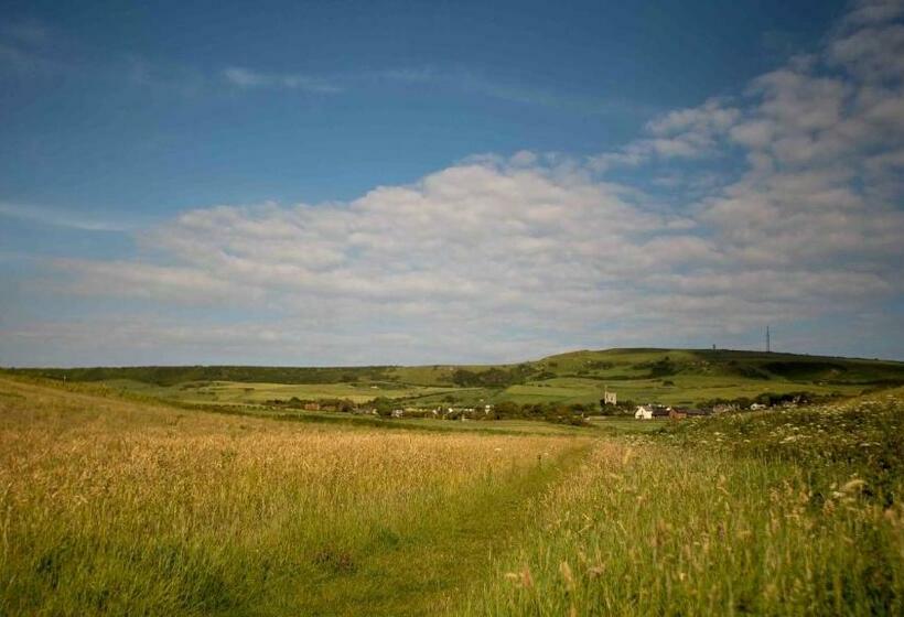 酒店 The Wight Mouse Inn