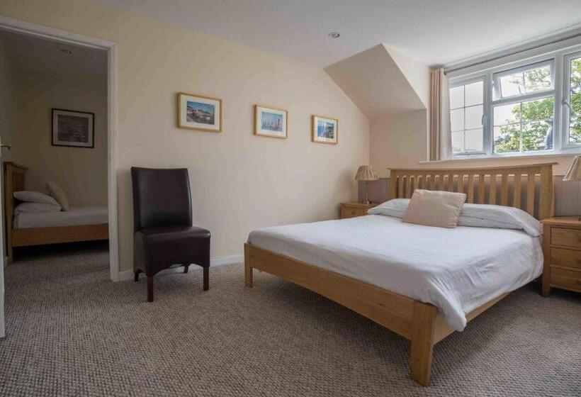 酒店 The Wight Mouse Inn