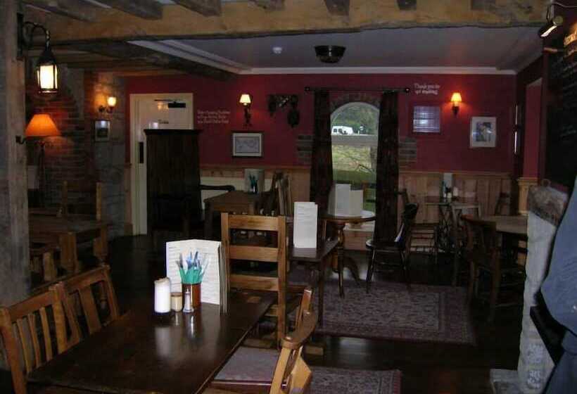 酒店 The Wight Mouse Inn