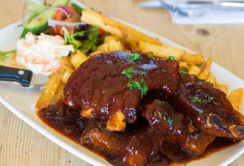 酒店 The Wight Mouse Inn