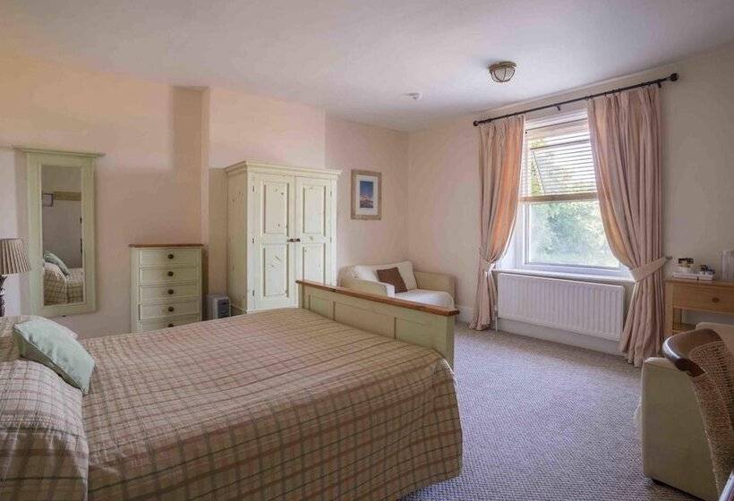 酒店 The Wight Mouse Inn