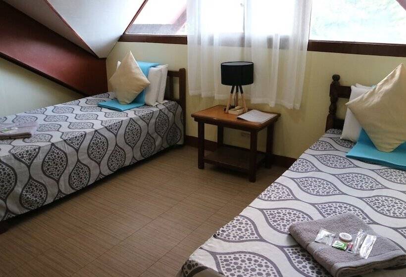 Lolo Oyong Pension House And Restaurant