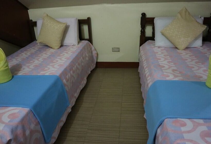 Lolo Oyong Pension House And Restaurant