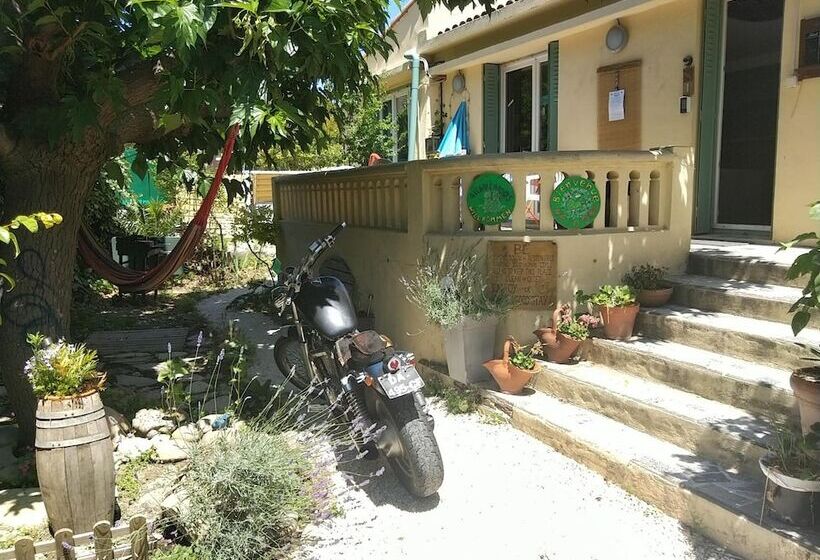 Mini Guest House Goclands   Hostel