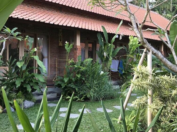 פנסיון Kailash Bali