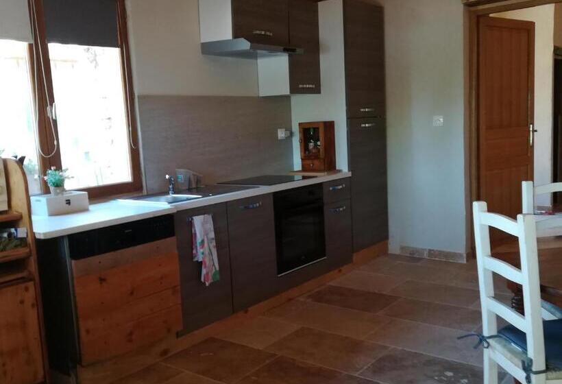 פנסיון La Ferme Constantin