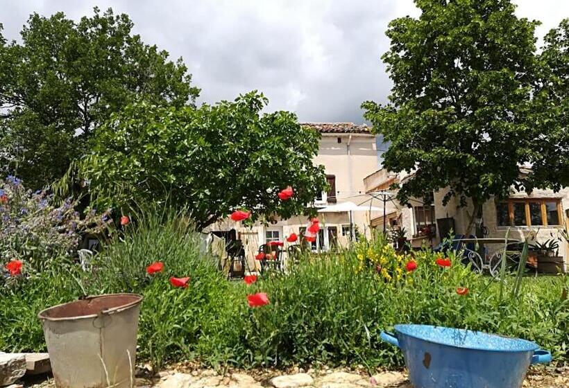 פנסיון La Ferme Constantin