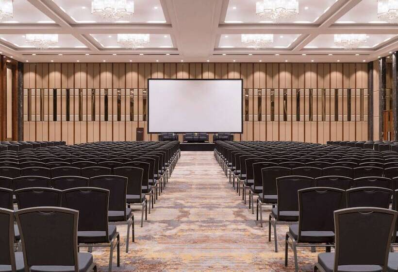 Swissotel Jakarta Pik Avenue