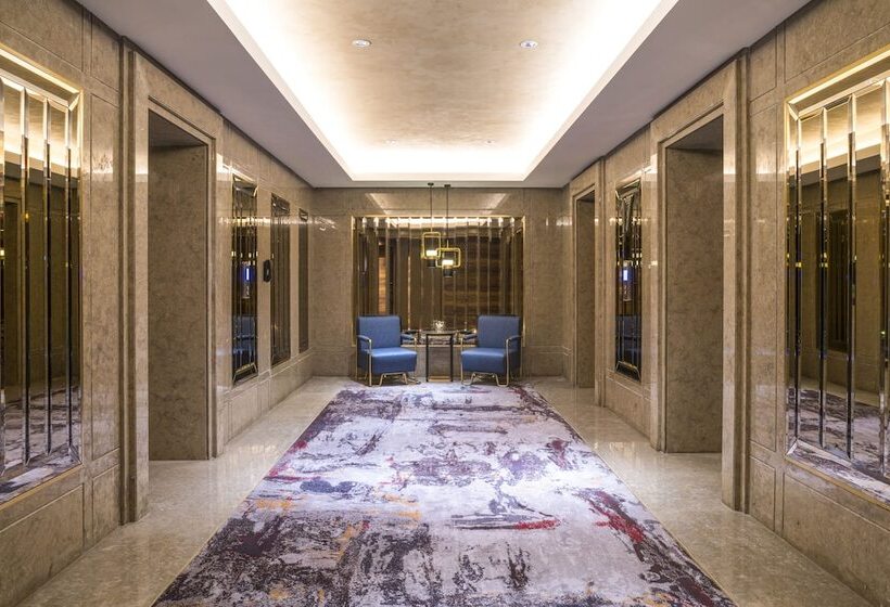 Swissotel Jakarta Pik Avenue