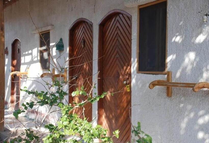 호스텔 Bishbishi Camp Dahab