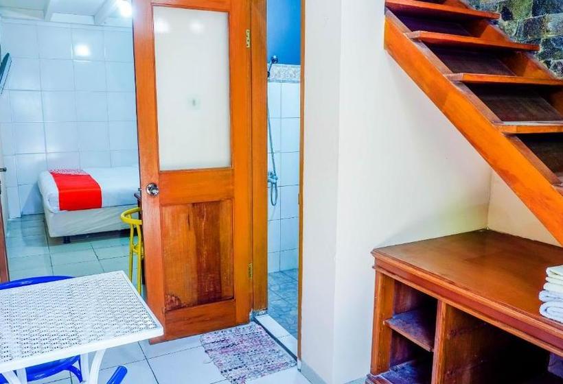 Общежитие Cemara Asri By Oyo Rooms