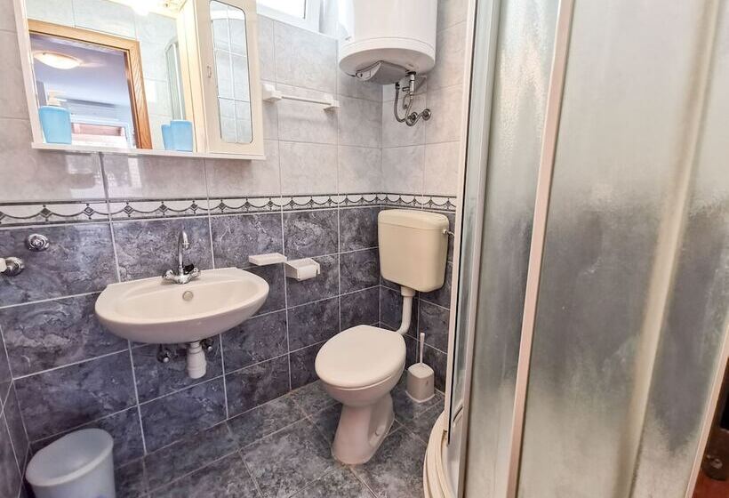 Apartment Complex Kristi