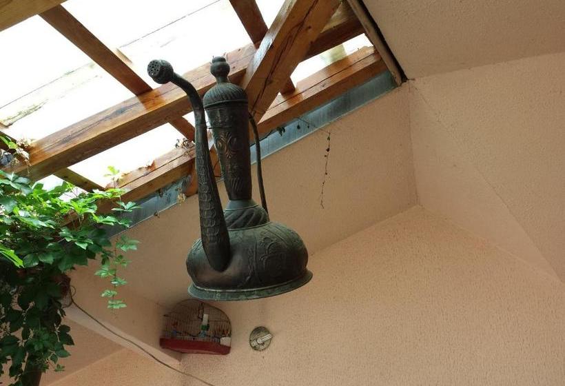 Apartments & Hostel Zdrava Hrana