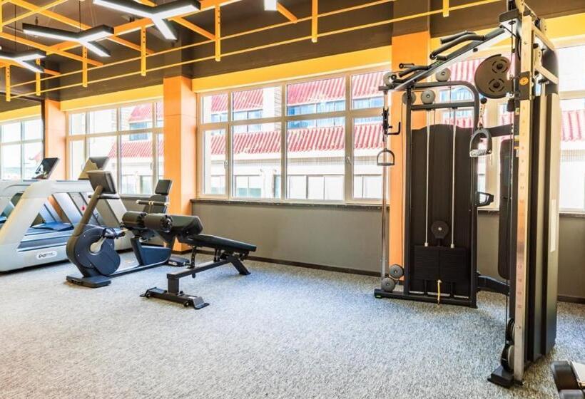 Atour Hotel Weihai City Center