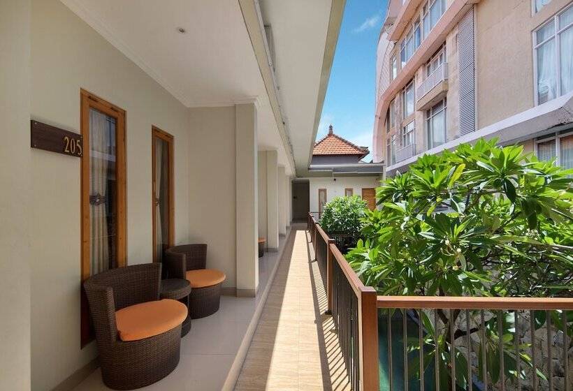 مبيت وإفطار Angkul Angkul Segara Beach Kuta By Kamara