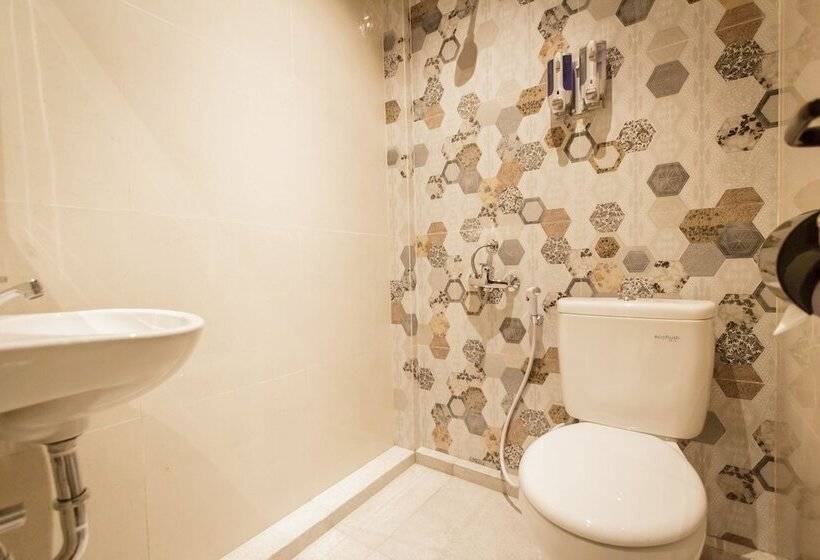 مبيت وإفطار Angkul Angkul Segara Beach Kuta By Kamara