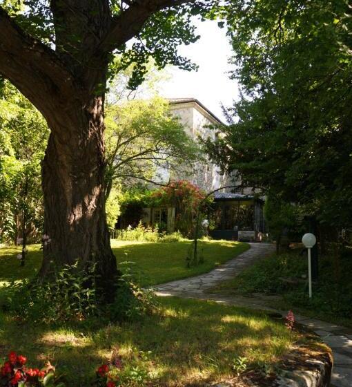 Bed and Breakfast La Maison Des Chartreux