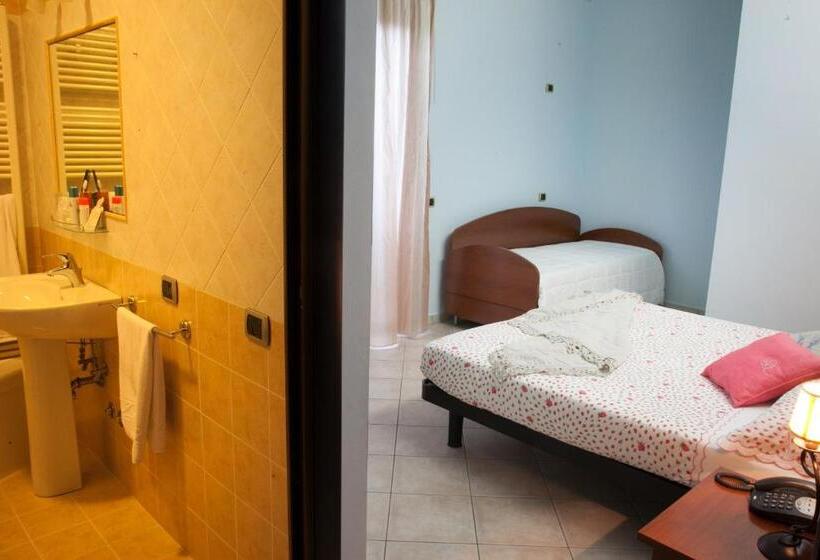 مبيت وإفطار Pensione Degli Ulivi