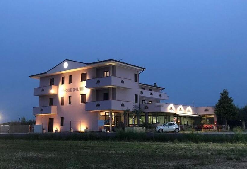 مبيت وإفطار Pensione Degli Ulivi