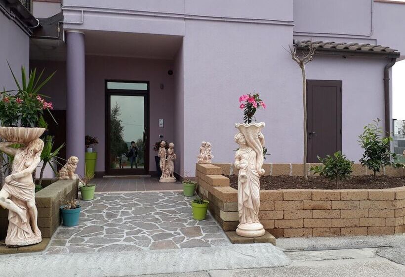 مبيت وإفطار Pensione Degli Ulivi