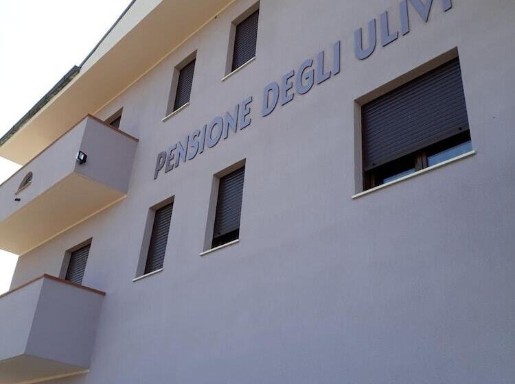 مبيت وإفطار Pensione Degli Ulivi