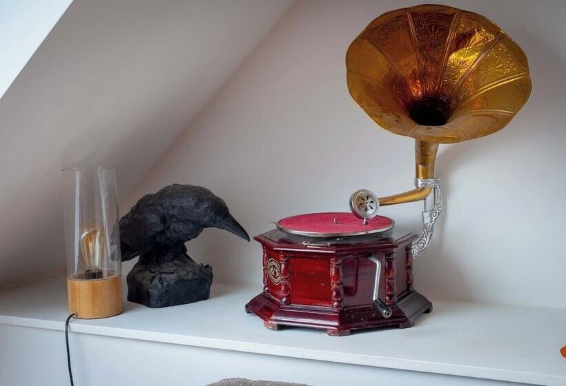 住宿加早餐  Quartier Leonard