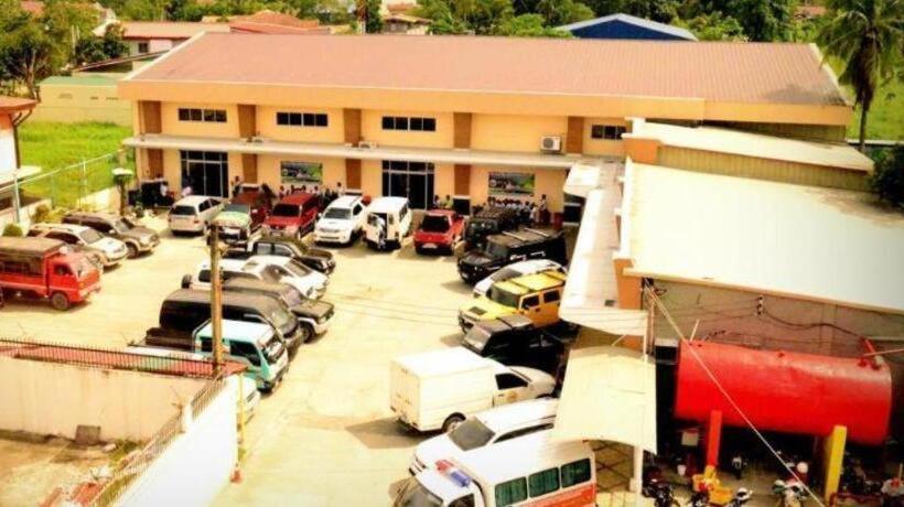 Big Daddy Hotel And Convention Center