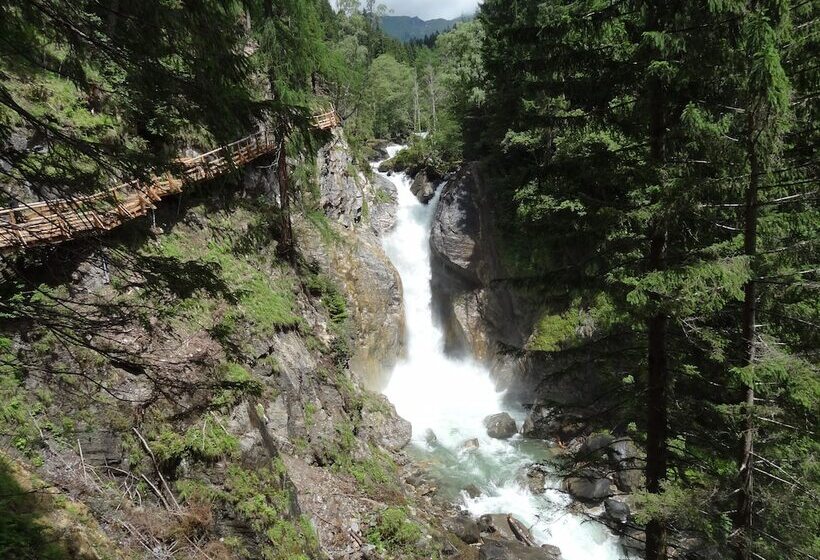 Ferienwohnungen Appartementhaus Hohe Tauern