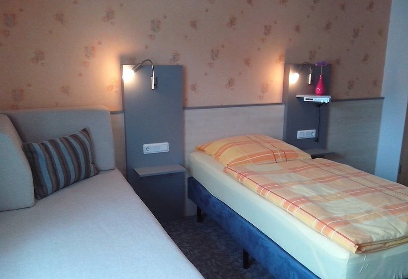 Ferienwohnungen& Appartements Roth