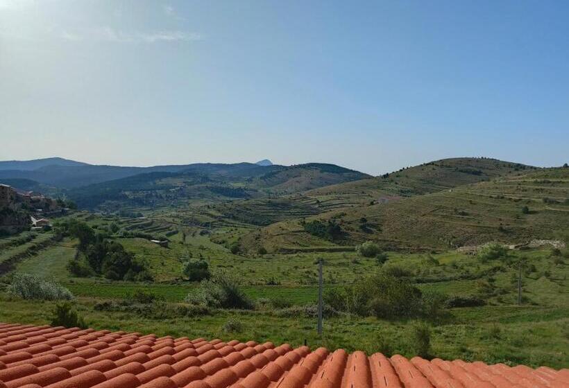 Hostal Mirall Rural